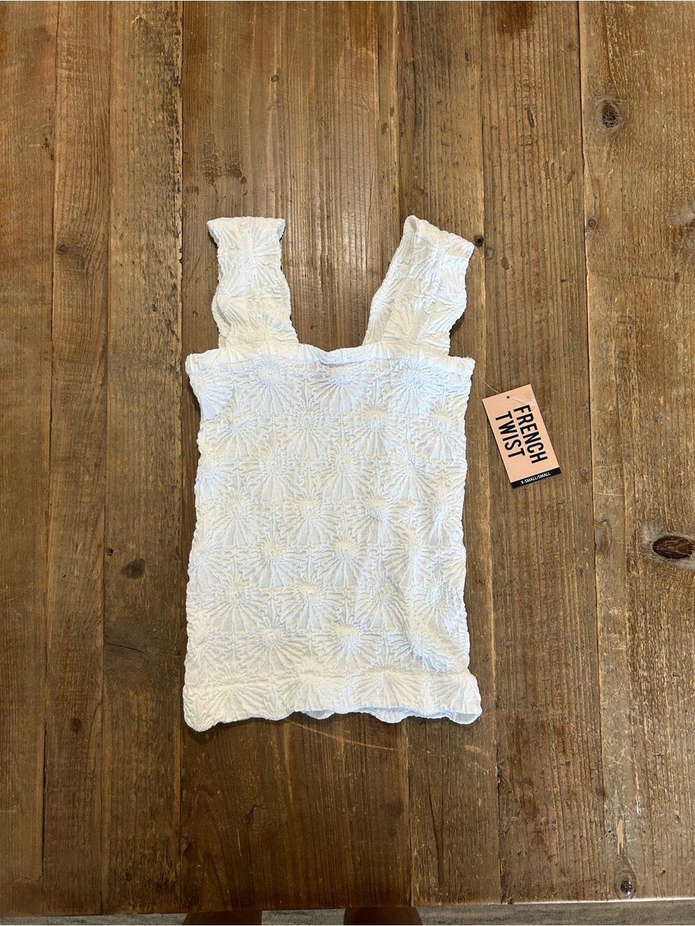 French Twist White Textured Square-Neck Tank Top XS - Picture 2 of 3